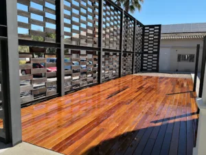 Menuiserie tropicale à Roquebrune-sur-Argens