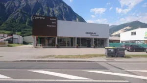 Genoulaz cuisine et menuiserie à Saint-Jean-de-Maurienne