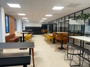EMG 360 – Agencement de Bureau – Aménagement de Bureau – Aménagement d’espace de travail – Mobilier de Bureau à Villemoirieu