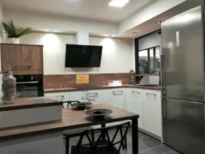 LéoBey – Cuisines & Intérieurs à Saint-Omer