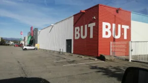 BUT à Aubenas