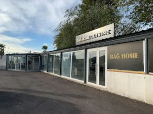 BAG HOME CUISINE / MCUISINE BAINS ET RENGEMENTS à Le Muy