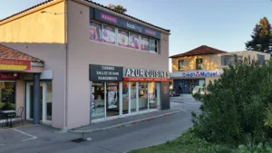 Azur Cuisines SAS à Saint-Maximin-la-Sainte-Baume