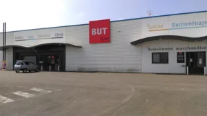 BUT à Tavers