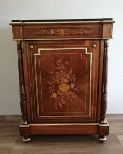 Ebénisterie Jobarts Quinty Romain à Beaune-d'Allier