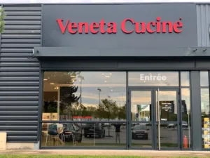 Veneta Cucine Saint Priest à Saint-Bonnet-de-Mure