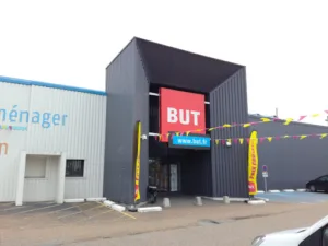 BUT à Amilly