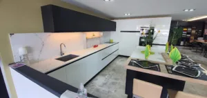 AGORA CUISINES à Marmande
