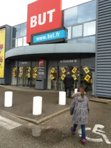 BUT à Salaise-sur-Sanne
