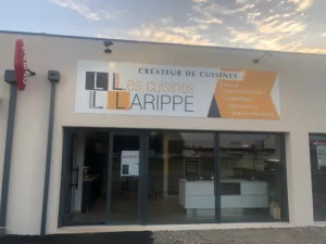 Les Cuisines Larippe à Magné