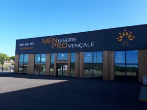 menuiserie provencale à Remoulins