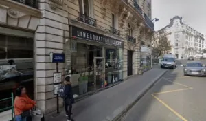 Lineaquattro Leicht à Paris