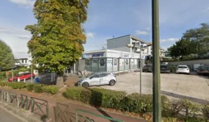 casa vostra cucina à La Celle-Saint-Cloud