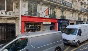 AIRE CARRÉE à Paris
